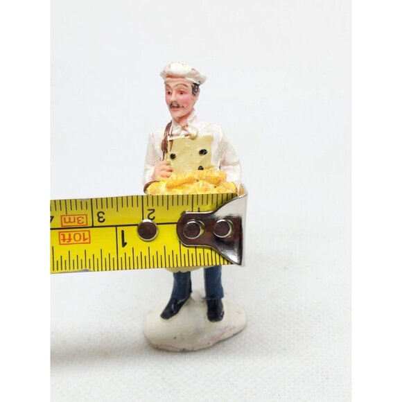 Vintage Rare  Lemax Baker With Basket Of Bread Figurine Home Décor Shelf Sitter - Picture 10 of 11